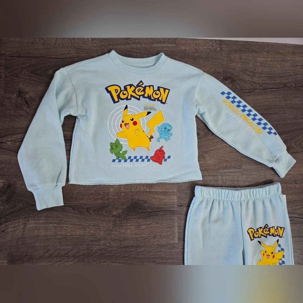 Girls Pokemon Outfit Size 4/5 NWT